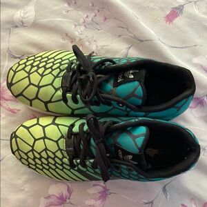 Adidas Sneakers